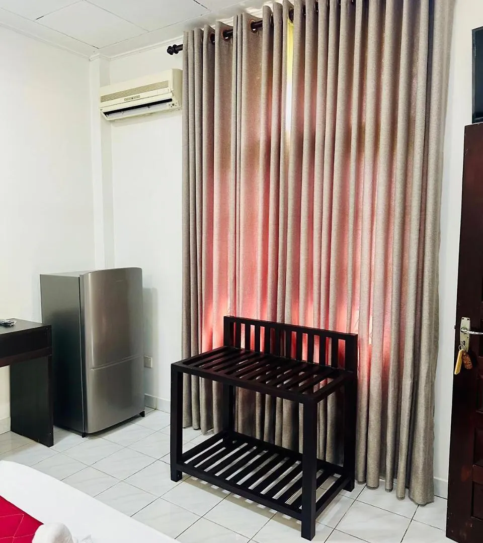Diamond Dreams Residencies Hotel Negombo 0*,  Sri Lanca